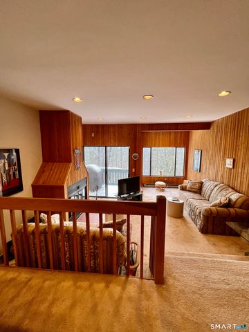 28 Evergreen Road, Torrington, CT 06790