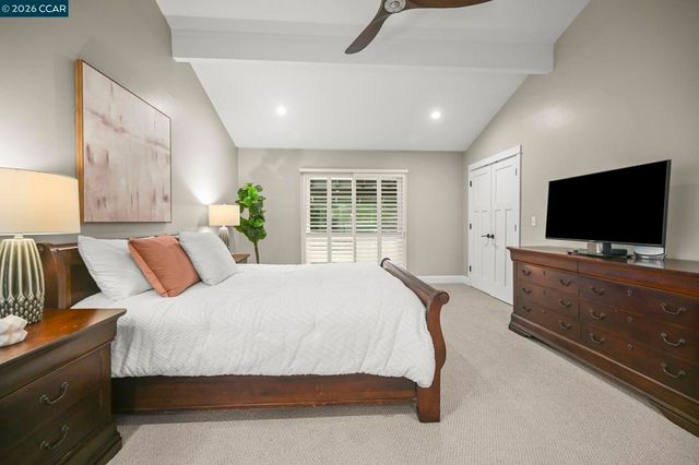 11 Ambleside Ct, Danville, CA 94526