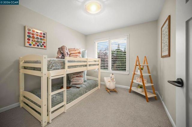 11 Ambleside Ct, Danville, CA 94526