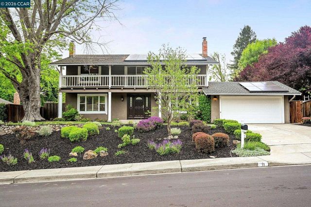 11 Ambleside Ct, Danville, CA 94526