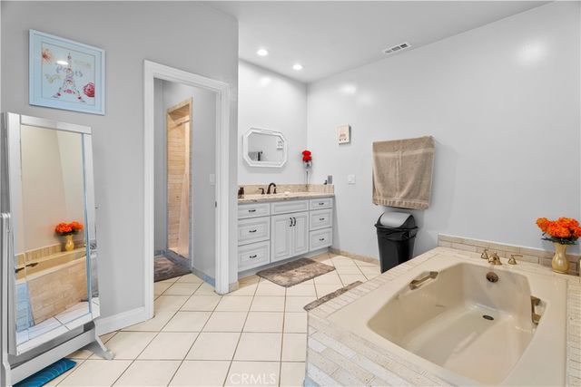 15358 Cohasset, Van Nuys, CA 91406