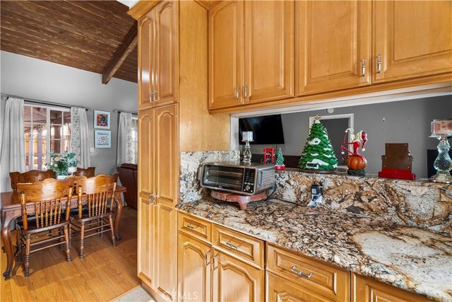 15358 Cohasset, Van Nuys, CA 91406
