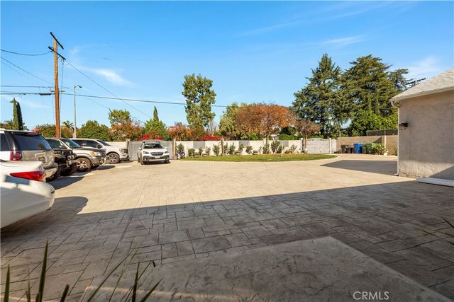 15358 Cohasset, Van Nuys, CA 91406