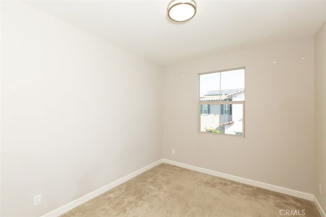 1095 Delpy View, Vista, CA 92084