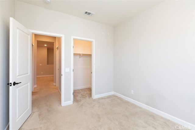 1095 Delpy View, Vista, CA 92084