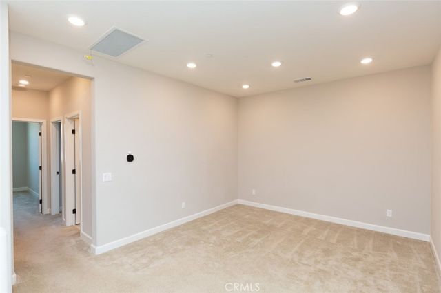 1095 Delpy View, Vista, CA 92084