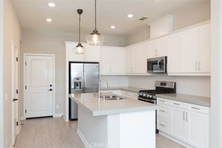 1095 Delpy View, Vista, CA 92084