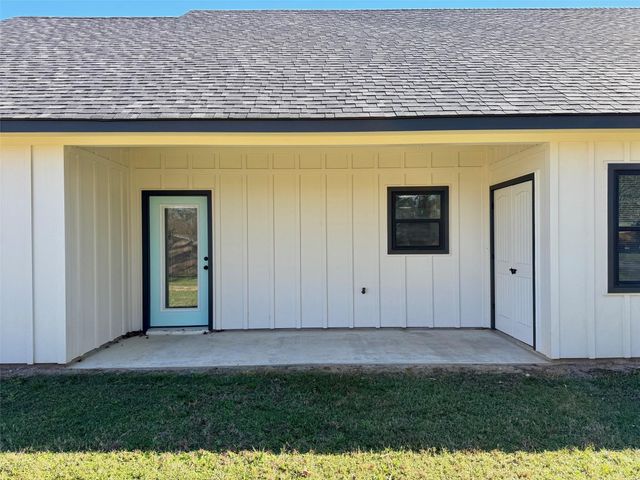 505 Brazos Street, Crockett, TX 75835