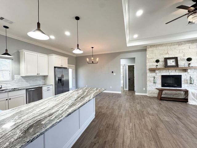 505 Brazos Street, Crockett, TX 75835