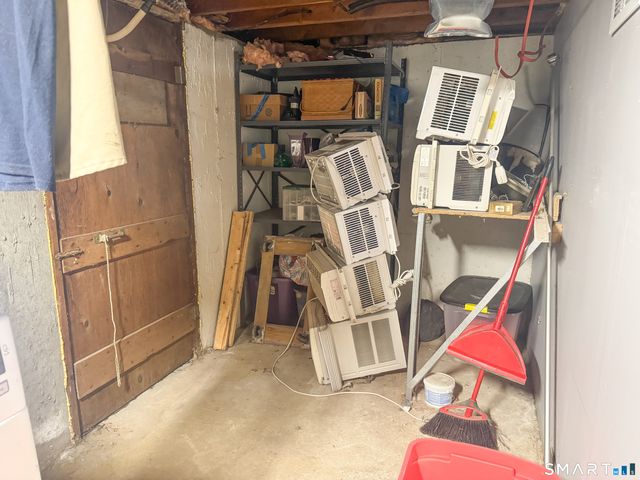 37 Rich Lane, Bristol, CT 06010