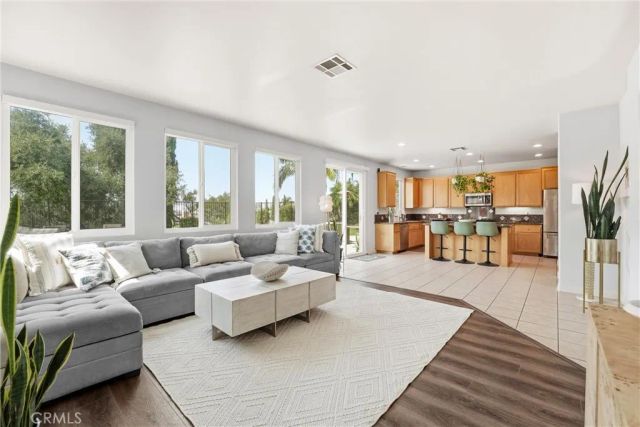 5018 Bella Collina, Oceanside, CA 92056