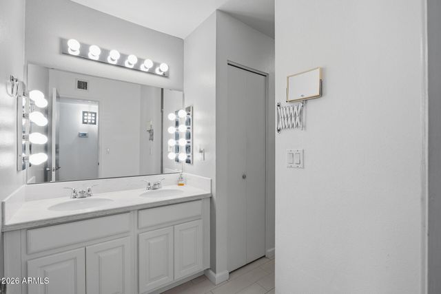 1709 N GENTRY Circle, Mesa, AZ 85213