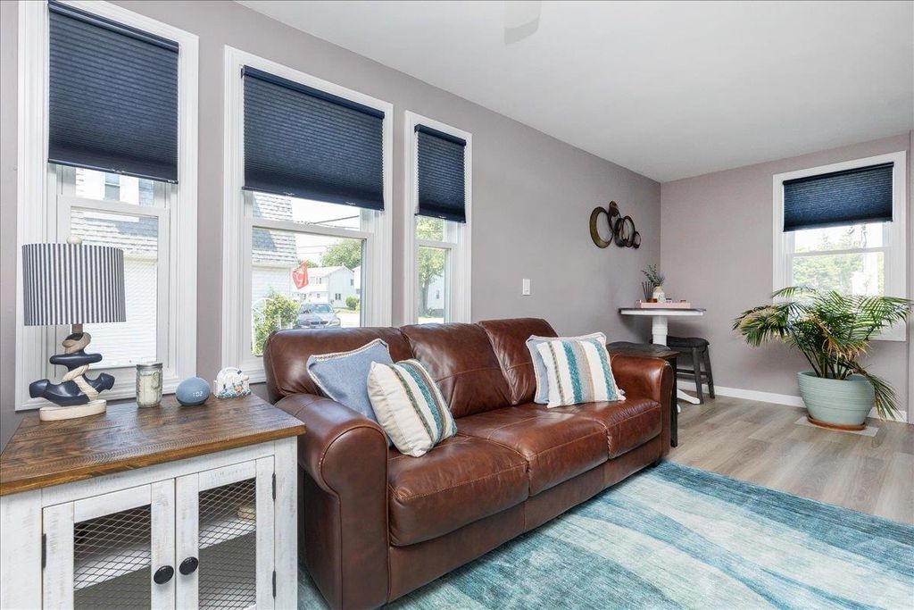 Image 12 of property listing at 501 Winnacunnet Road # 1, Hampton, NH 03842