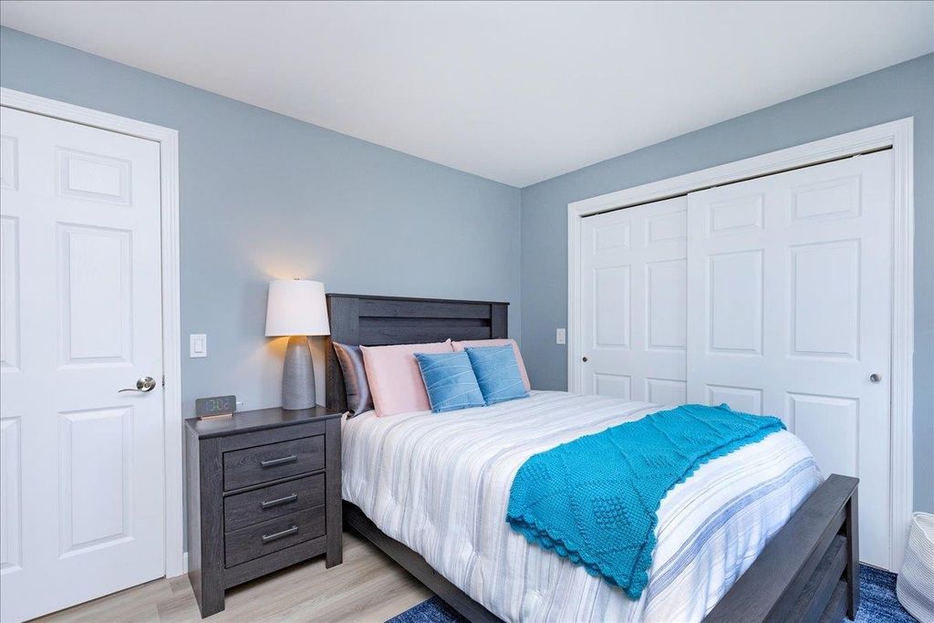 Image 13 of property listing at 501 Winnacunnet Road # 1, Hampton, NH 03842