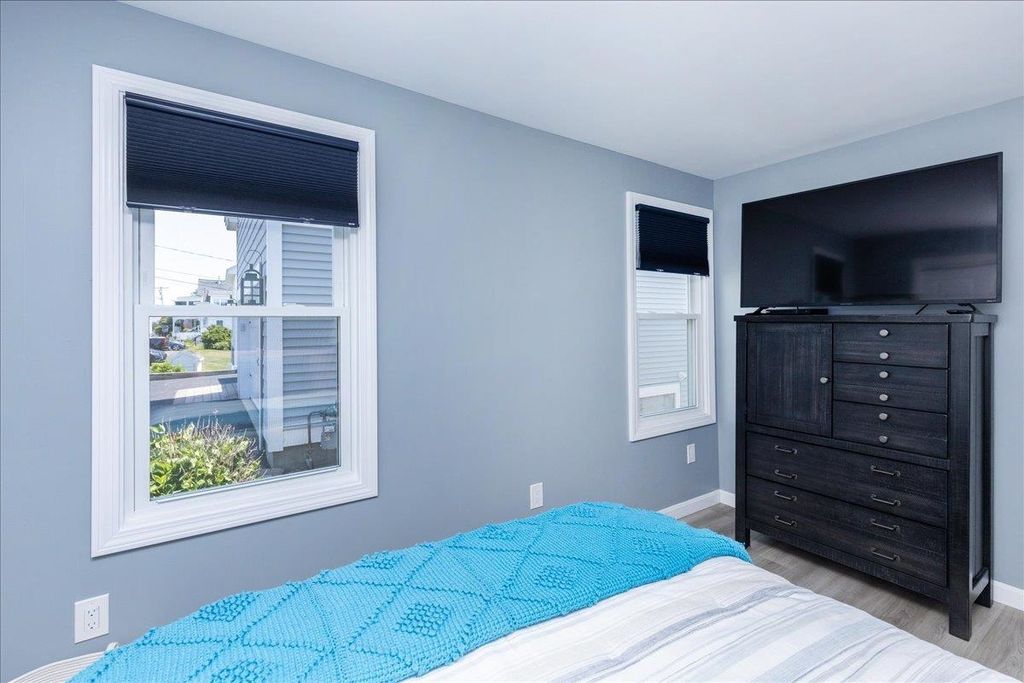 Image 16 of property listing at 501 Winnacunnet Road # 1, Hampton, NH 03842