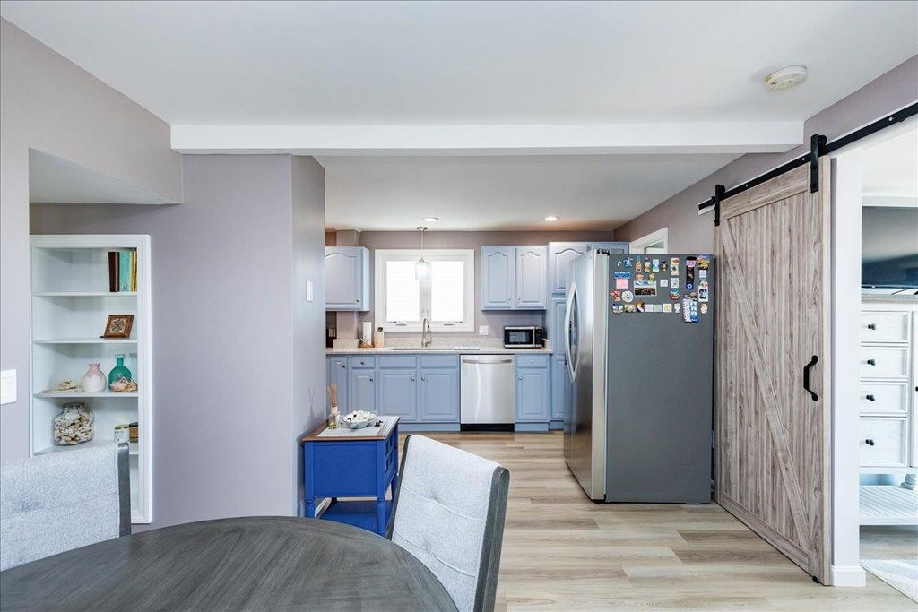 Image 17 of property listing at 501 Winnacunnet Road # 1, Hampton, NH 03842