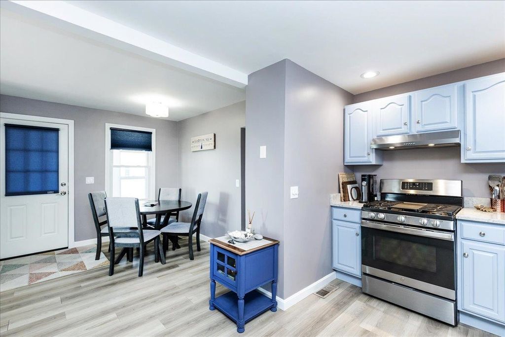 Image 22 of property listing at 501 Winnacunnet Road # 1, Hampton, NH 03842