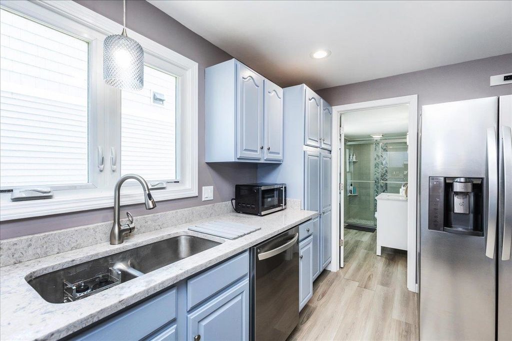 Image 28 of property listing at 501 Winnacunnet Road # 1, Hampton, NH 03842