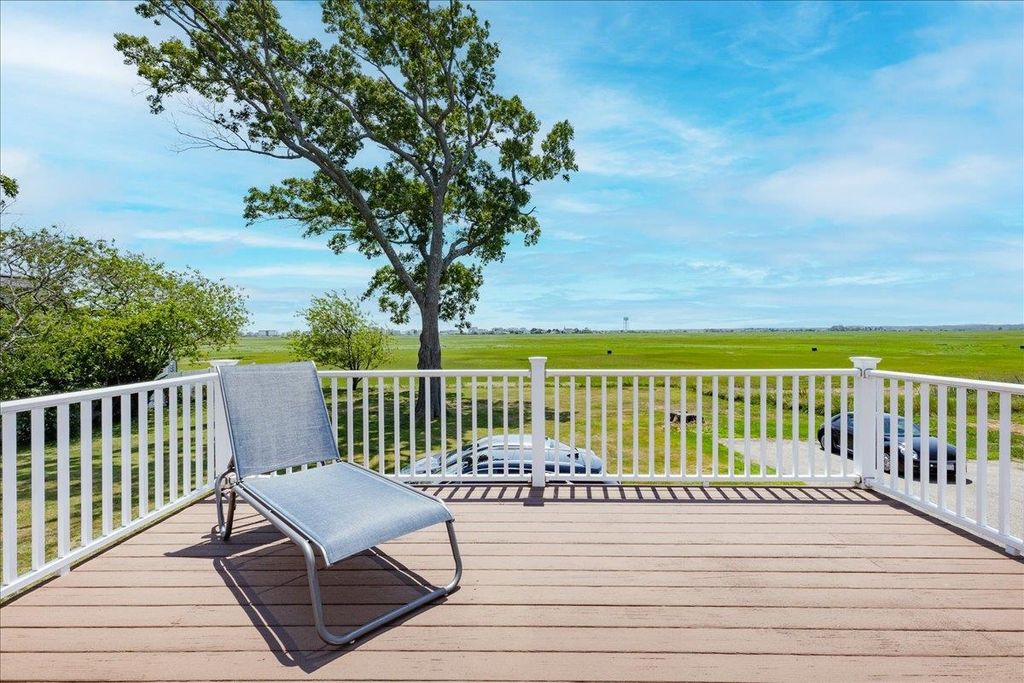 Image 37 of property listing at 501 Winnacunnet Road # 1, Hampton, NH 03842