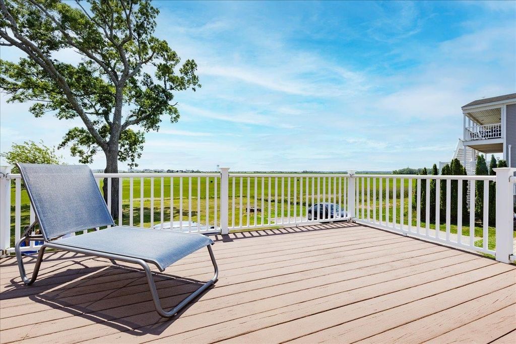 Image 38 of property listing at 501 Winnacunnet Road # 1, Hampton, NH 03842