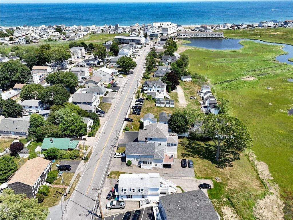 Image 48 of property listing at 501 Winnacunnet Road # 1, Hampton, NH 03842