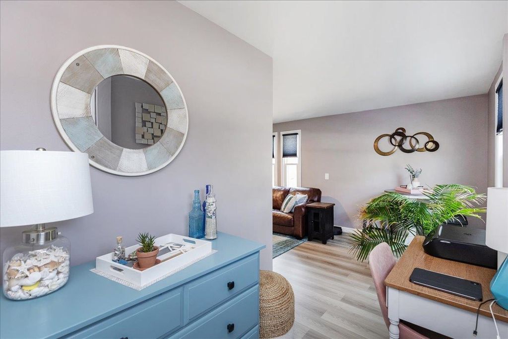 Image 7 of property listing at 501 Winnacunnet Road # 1, Hampton, NH 03842