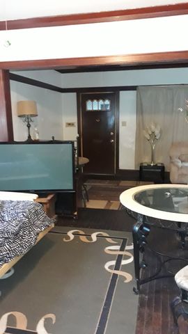 11337 S Parnell Avenue, Chicago, IL 60628