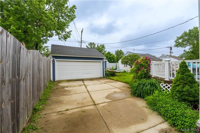 183 Crosby Avenue, Tonawanda, NY 14217