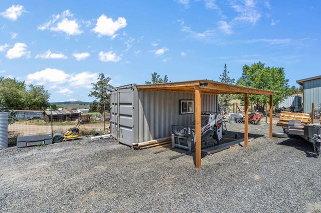 2918 SE Teresa Drive, Madras, OR 97741