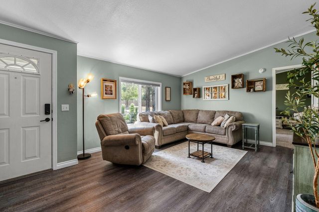 2918 SE Teresa Drive, Madras, OR 97741