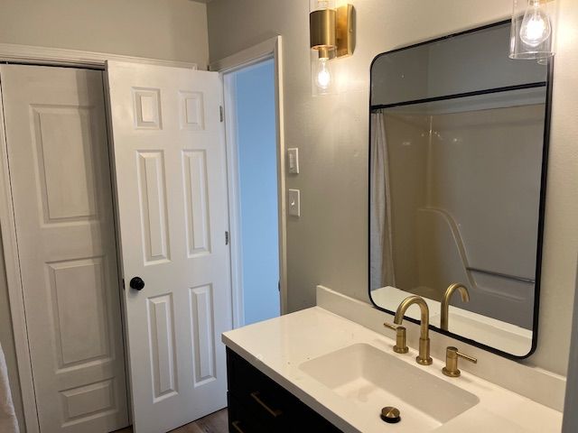 1006 University Drive, Russellville, AR 72801