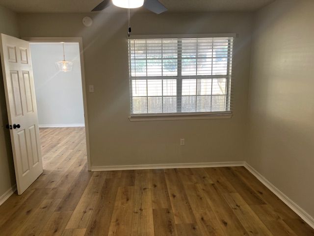 1006 University Drive, Russellville, AR 72801