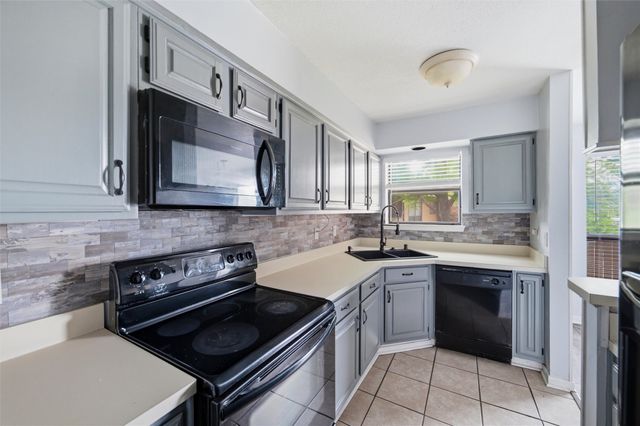 1212 Horizon Trail 3621, Arlington, TX 76011