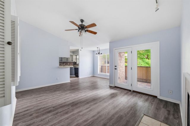 1212 Horizon Trail 3621, Arlington, TX 76011