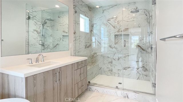 101 Walworth, Lake Forest, CA 92630
