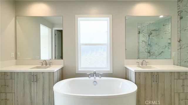 101 Walworth, Lake Forest, CA 92630