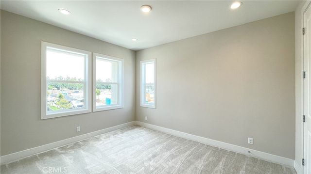 101 Walworth, Lake Forest, CA 92630