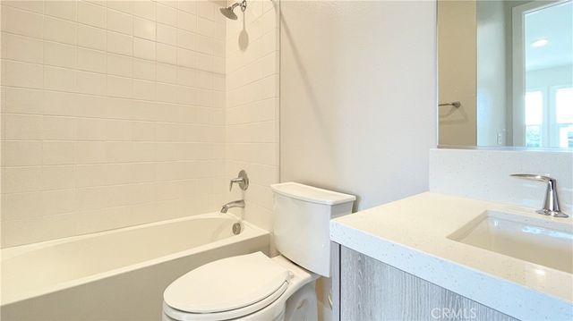 101 Walworth, Lake Forest, CA 92630