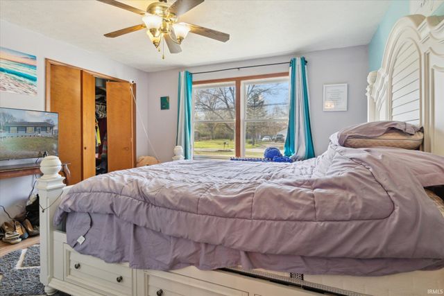 27380 Sunnyfield Drive, Elkhart, IN 46514