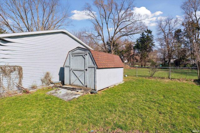 27380 Sunnyfield Drive, Elkhart, IN 46514