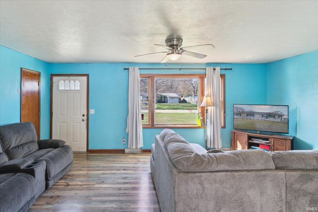 27380 Sunnyfield Drive, Elkhart, IN 46514