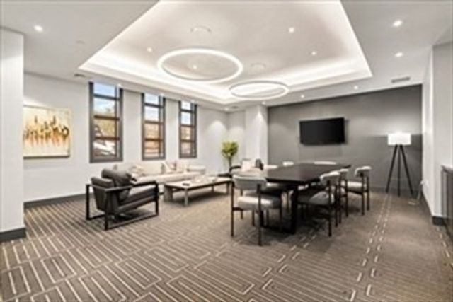 1650 Commonwealth Avenue 501, Boston, MA 02135
