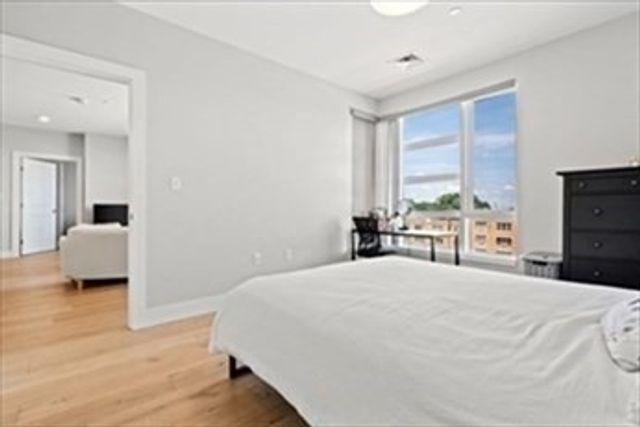 1650 Commonwealth Avenue 501, Boston, MA 02135