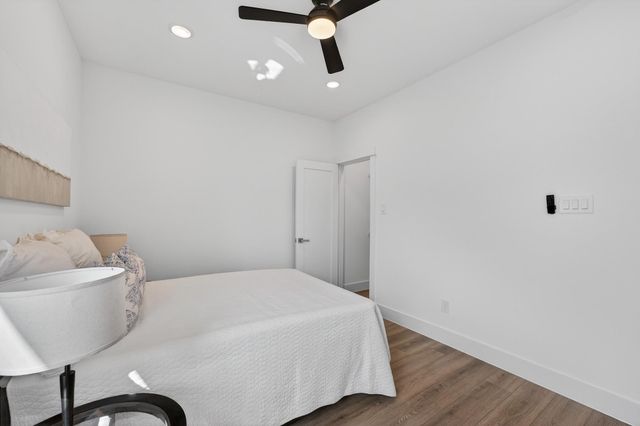 305 Marcella Street C, Houston, TX 77091