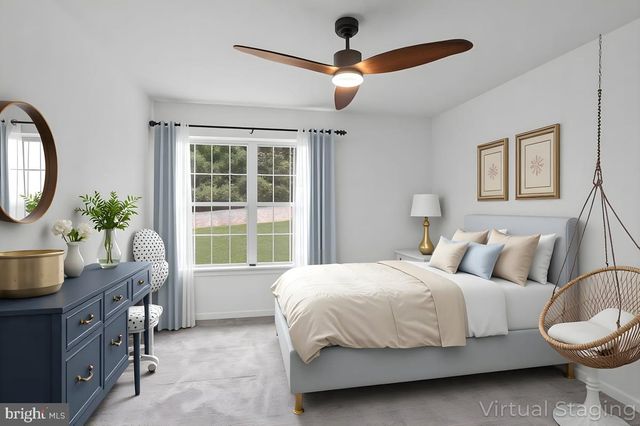 205 E MAIN ST, Brownstown, PA 17508