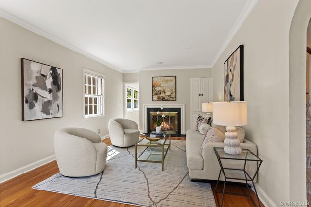 59 White Road, Scarsdale, NY 10583