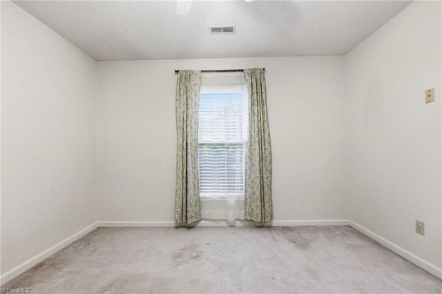 5200 Robin Lane, Randleman, NC 27317