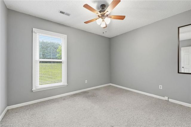 5200 Robin Lane, Randleman, NC 27317