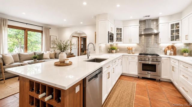 1276 Mara Court, Atlantic Beach, NY 11509