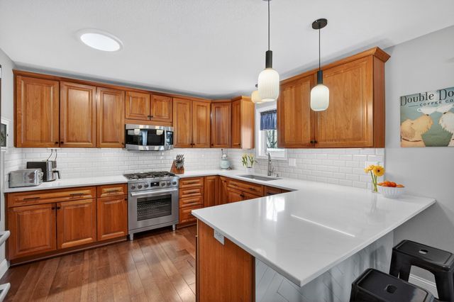 4332 124th Street, Urbandale, IA 50323